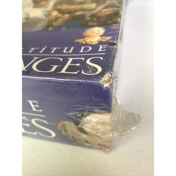 Case-Tete SPRINGBOK Multitude of Angels 34×42 IN 2000 Piece Jigsaw puzzle - Picture 3 of 3